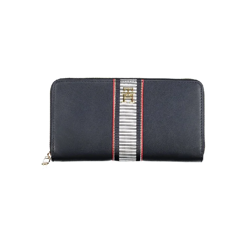 Sporty Bags For Active And Athletic Lifestyles Tommy Hilfiger Blue Polyethylene Wallet Sporty Bags For Active And Athletic Lifestyles Tommy Hilfiger Blue Polyethylene Wallet