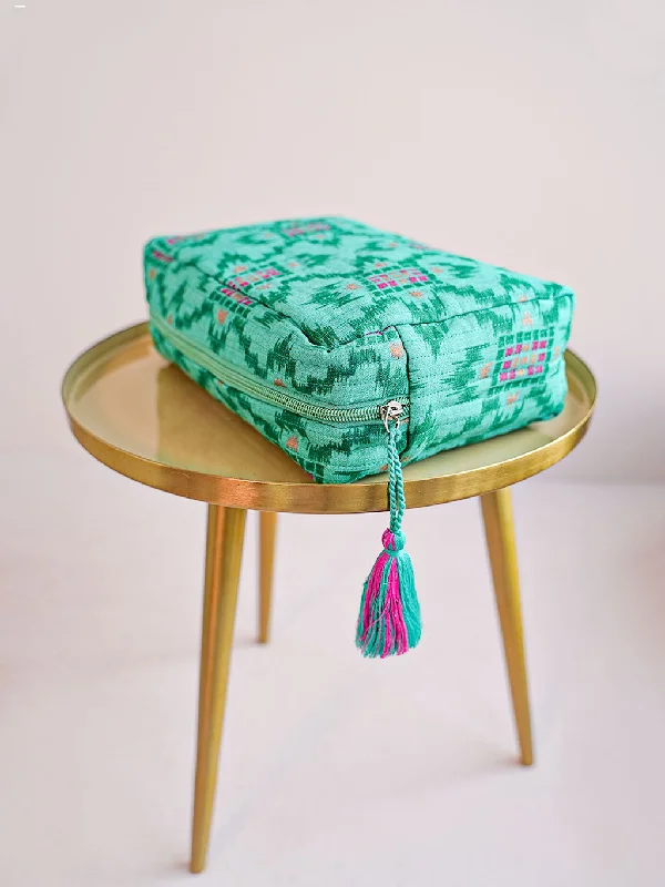 Fast Fashion Favorites Cosmetic Bag Ikat Green