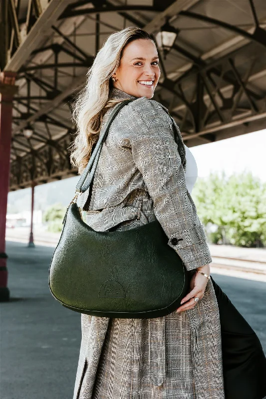 Stylish Bags For Fashion Influencers And Bloggers Hello Friday Haven Hold All Olive