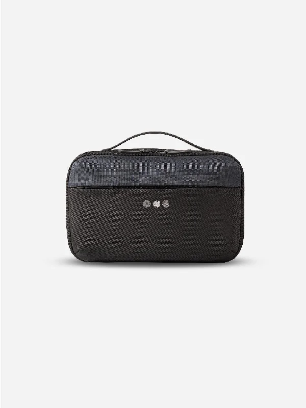 Season Offer All Day Dopp Kit