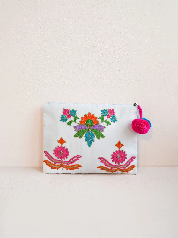 Hot Picks Ortiga Bag Golden Flower Embroidery on White