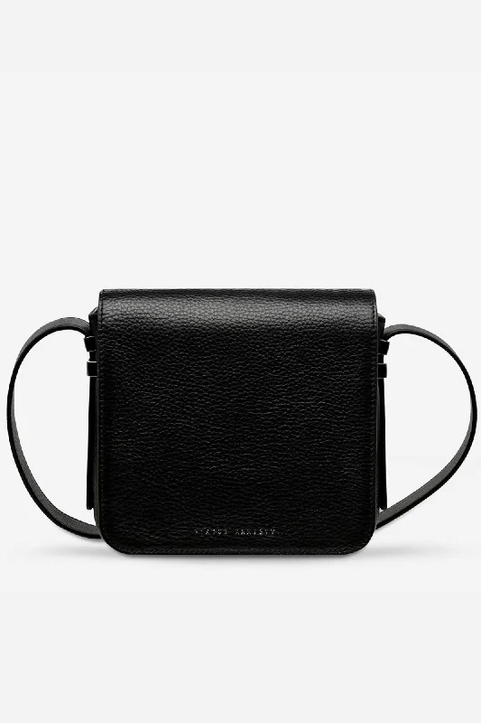 Bags For Sporty And Athletic Styles Status Anxiety Want To Believe Bag Black