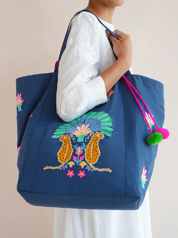 Flirty Fashion Discounts Udine Bag Leo Embroidery on Navy