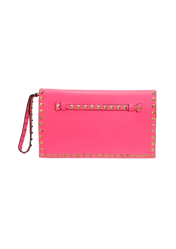 Eco-Friendly And Discounted Bags ROCKSTUD FLAP CLUTCH