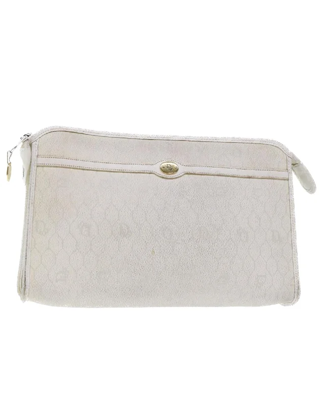 Rustic Bags For Outdoor And Nature-Inspired Looks White Honeycomb Canvas Clutch Bag