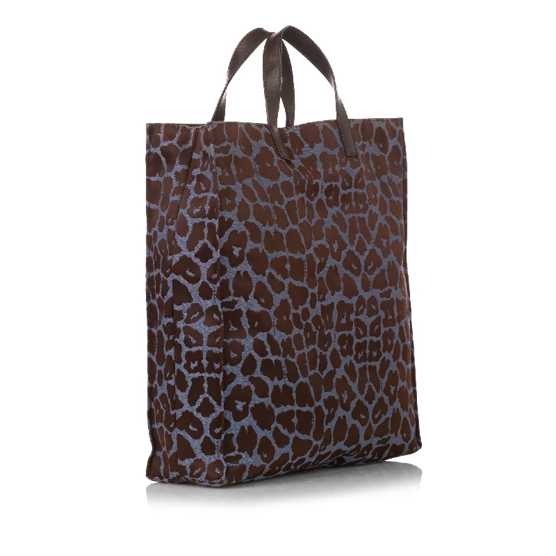 Lightweight Bags For Senior Travelers Fendi Leopard Print Nylon Tote Bag (SHG-31059)