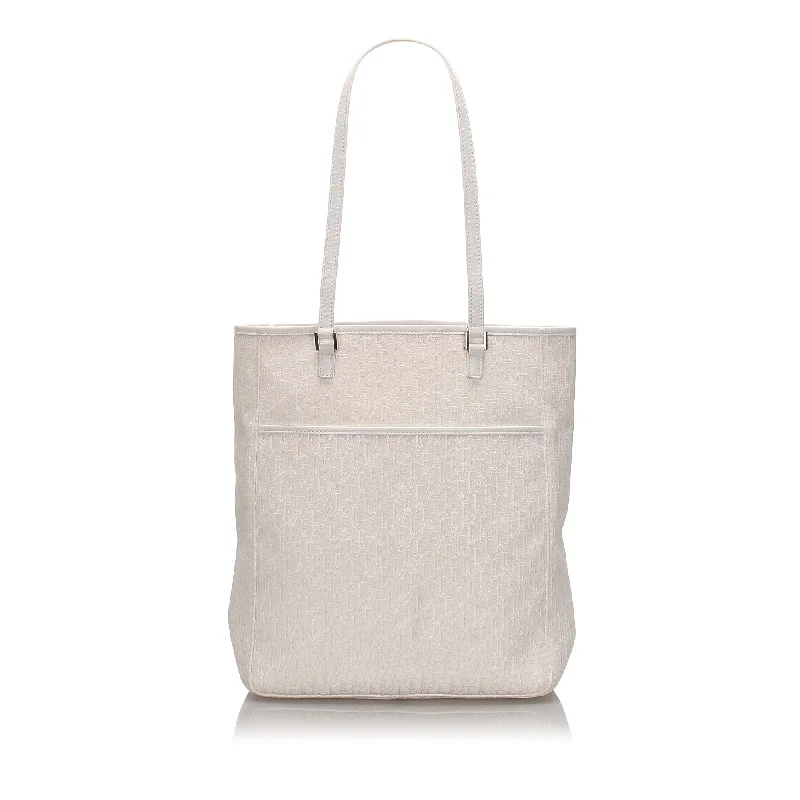 Rustic Bags For Outdoor And Nature-Inspired Looks Dior White Canvas Fabric Oblique Tote Bag France