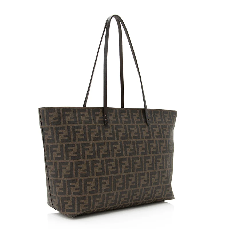 Romantic Valentine's Day Bags With Promotions Fendi Zucca Medium Roll Tote (SHF-20323)