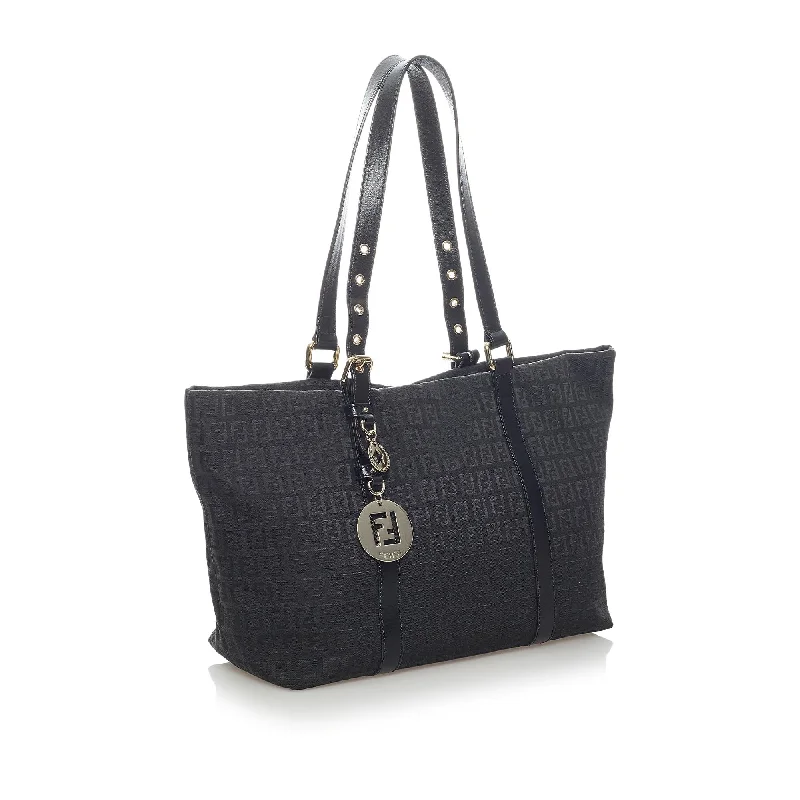 Stylish Bags For Fashion Influencers And Bloggers Fendi Zucchino Canvas Tote Bag (SHG-33555)