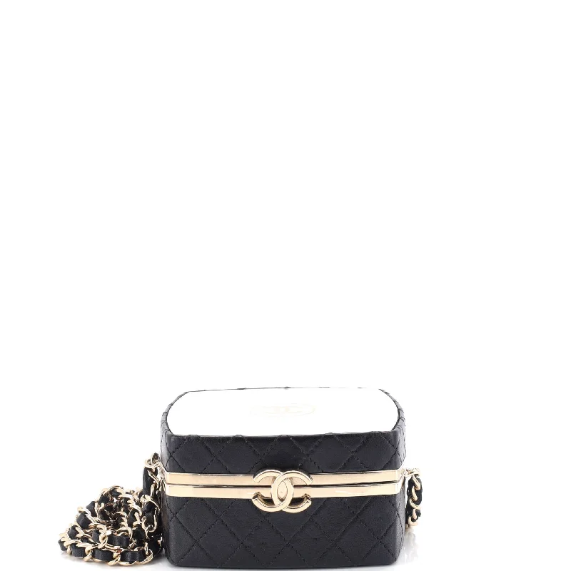Flash Sales On Premium And High-Quality Bags CC Make-Up Box Clutch with Chain Quilted Lambskin and Metal Small