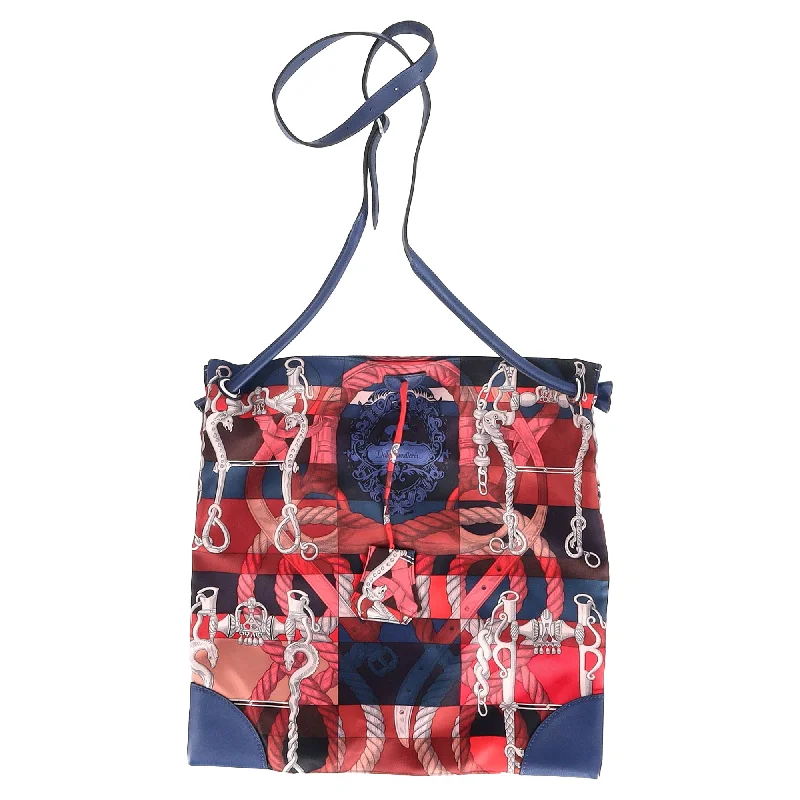 Uxury Designer Handbag Brands Hermès Printed Silk City Bag in Multicolor Silk and Leather
