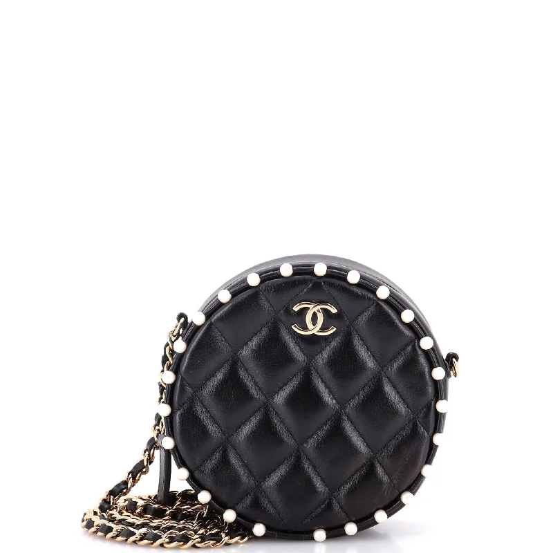 Bags For Urban And Trendy Looks Round Clutch with Chain Quilted Calfskin with Pearl Detail