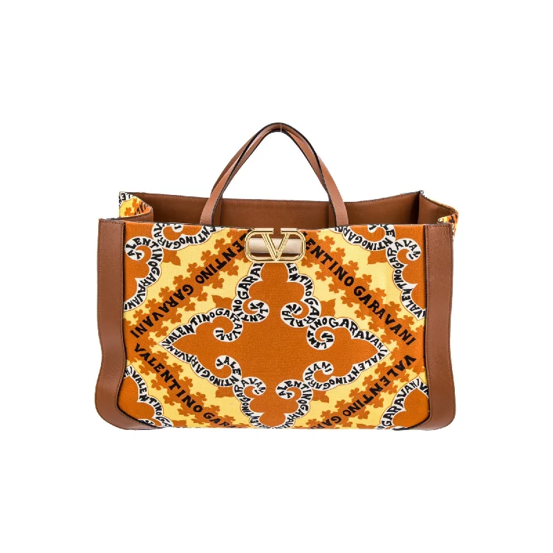 Party Bags For New Year's Eve And Special Occasions Valentino Garavani V'logo Tote Bag