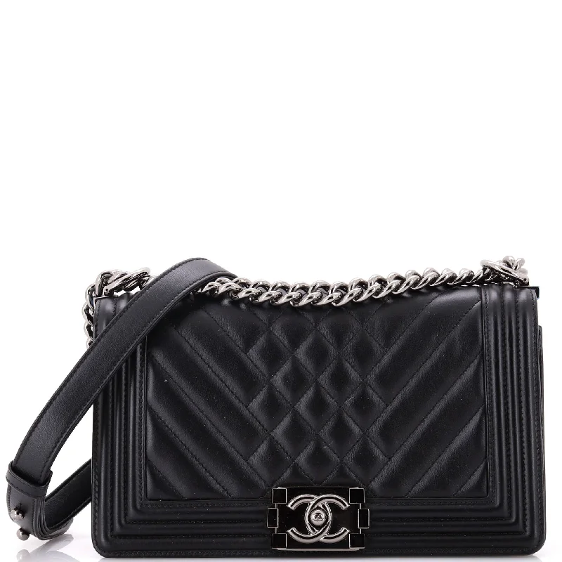 Designer Bags For Luxury Collectors Boy Flap Bag Mixed Quilted Chevron Calfskin Old Medium