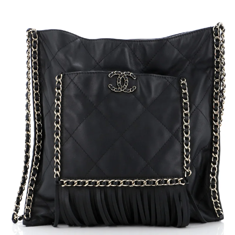 Trendy And Discounted Designer Handbags Fringe Flat Shopping Bag Quilted Calfskin Medium